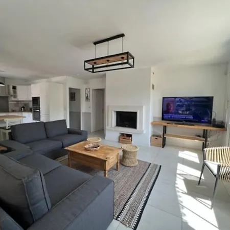 Maison Moderne Avec Piscine * La Teste-de-Buch